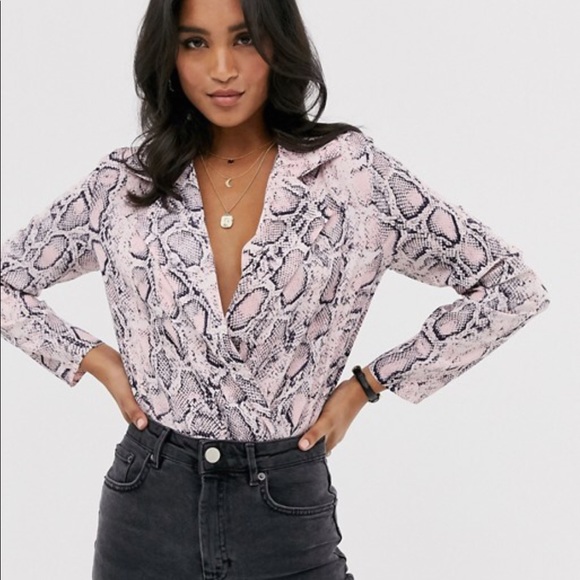 Parisian wrap front body in pink snake print - Picture 1 of 3